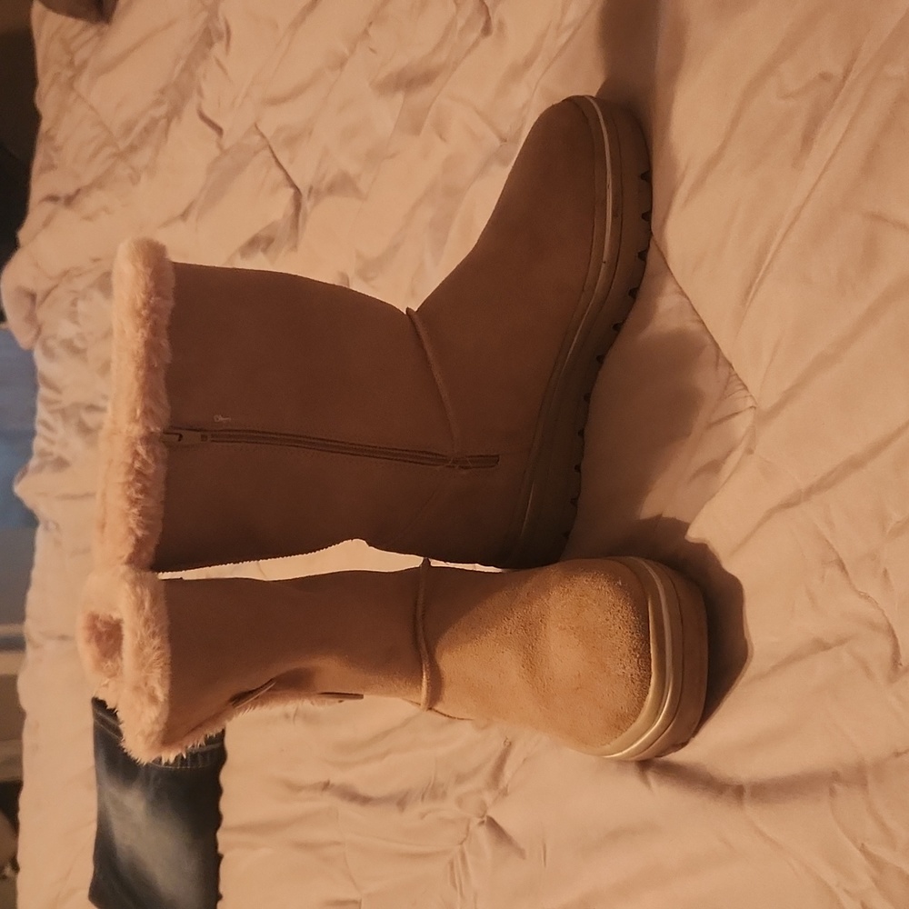 Winter Boots - image 1